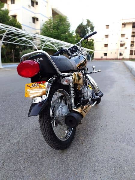 Honda CG 125 Special Edition,Golden black,Self Start. 2