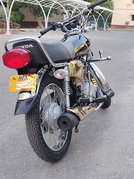 Honda CG 125 Special Edition,Golden black,Self Start. 9