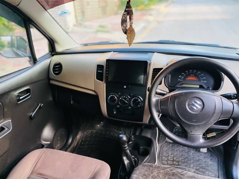 Suzuki Wagon R 2019 12