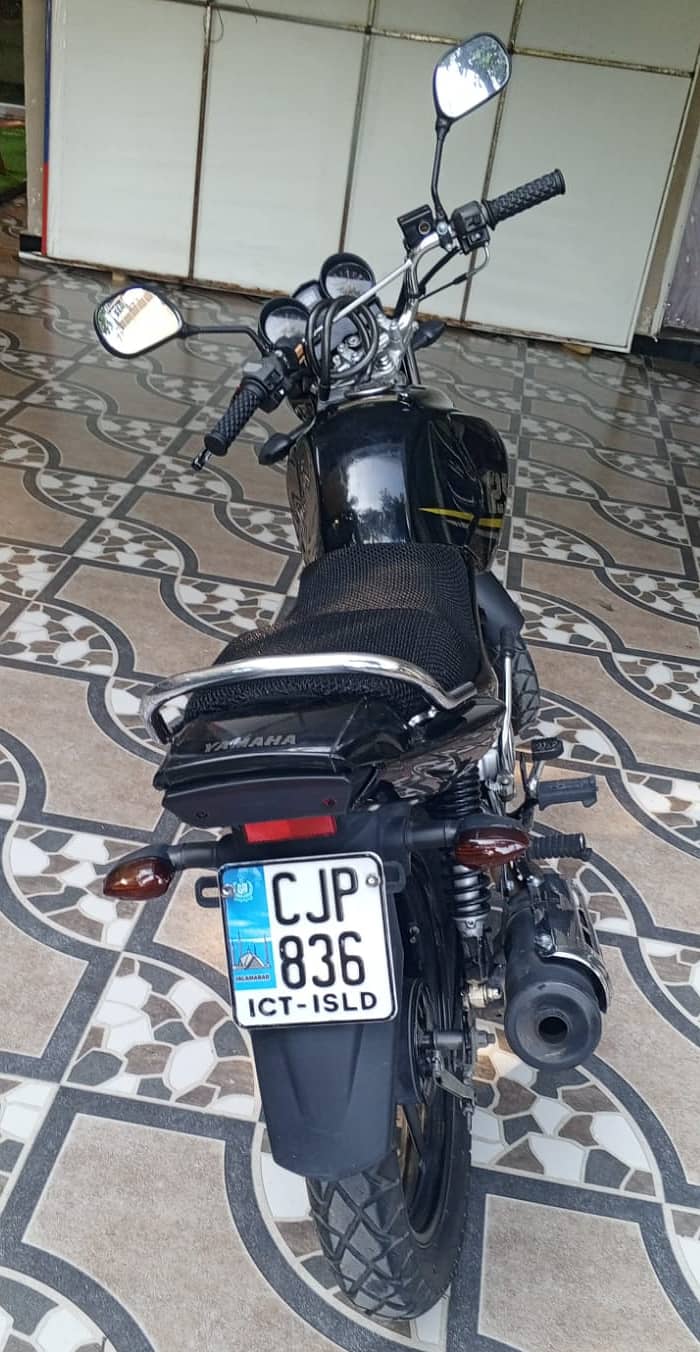 Yamaha YBR125G 22 model 23 registered Islamabad number 2