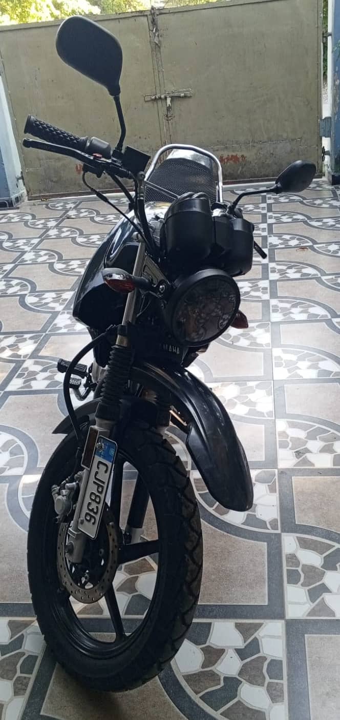 Yamaha YBR125G 22 model 23 registered Islamabad number 4