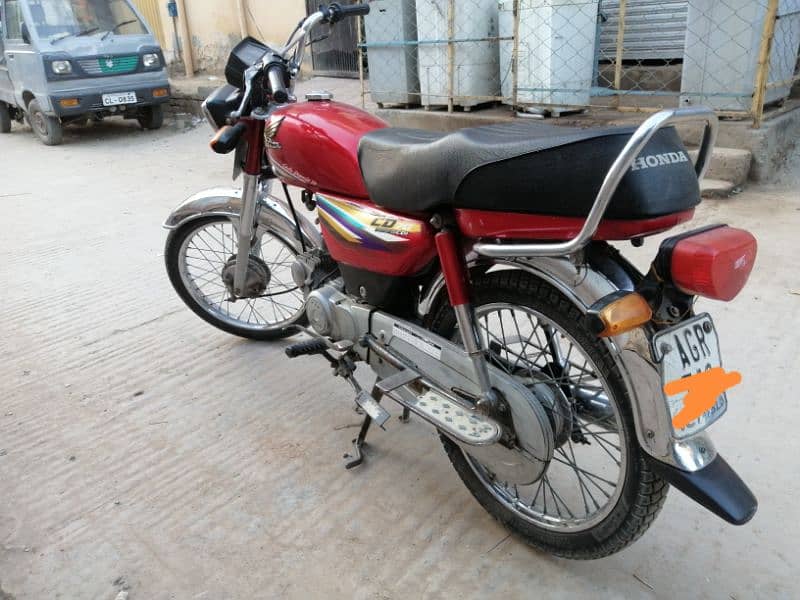 Honda 70,2015 model islamabad number, 03183418886 0