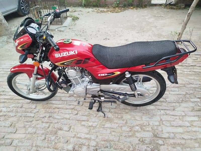 Suzuki GD 110 s 2023 model red colour total genuine urgent sale 2