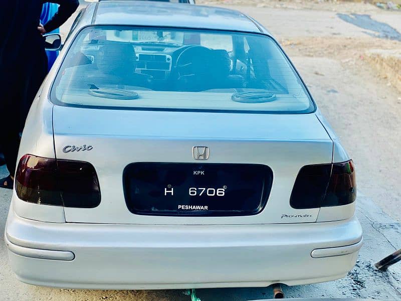 Honda Civic EXi 1997 4