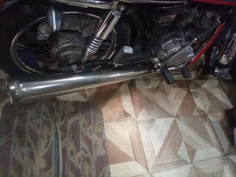 honda125 slincer chrome sound bht acha ha phly sound chk kro phr 4