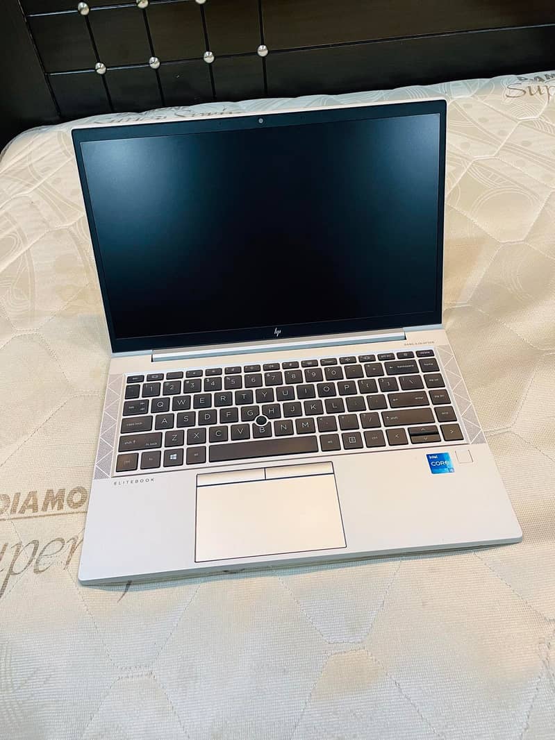 Hp EliteBook 10th Gen 840 G7 Like New Conditon 16GB Face ID 1080p LED 2