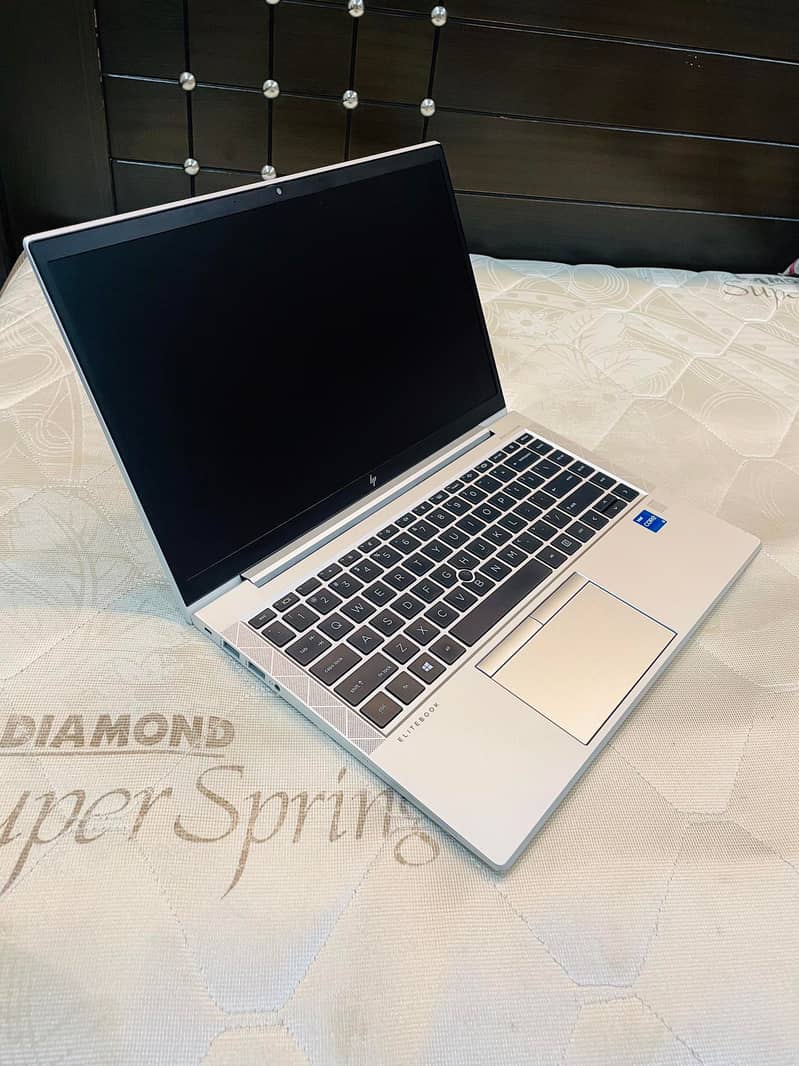 Hp EliteBook 10th Gen 840 G7 Like New Conditon 16GB Face ID 1080p LED 9