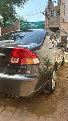 Honda Civic EXi 2004-5