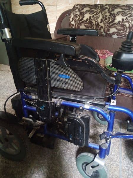 electric wheel chair 2