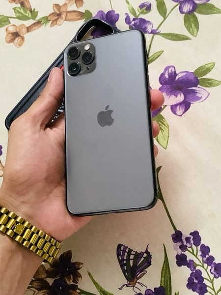 iphone 11 Pro Max Non PTA 1