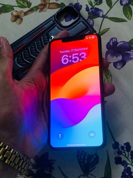 iphone 11 Pro Max Non PTA 5