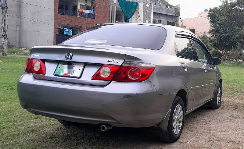 Lady Doctor Driven Honda City 1.3 IDSI
Model December 2006, 17.75 Lacs 12