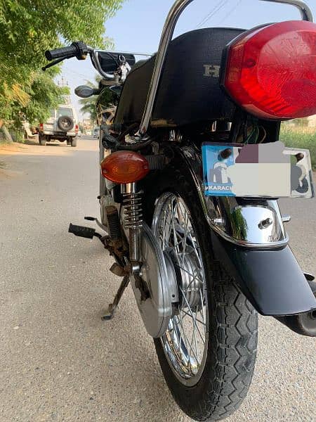 Honda CG 125 euro 2 karachi number 2020 model  Golden Number 3333 3