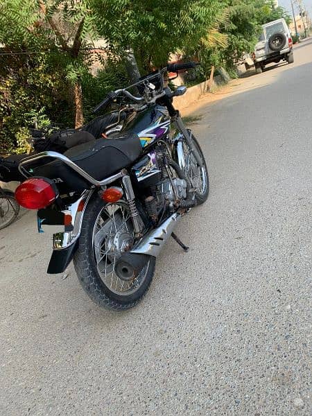 Honda CG 125 euro 2 karachi number 2020 model  Golden Number 3333 9