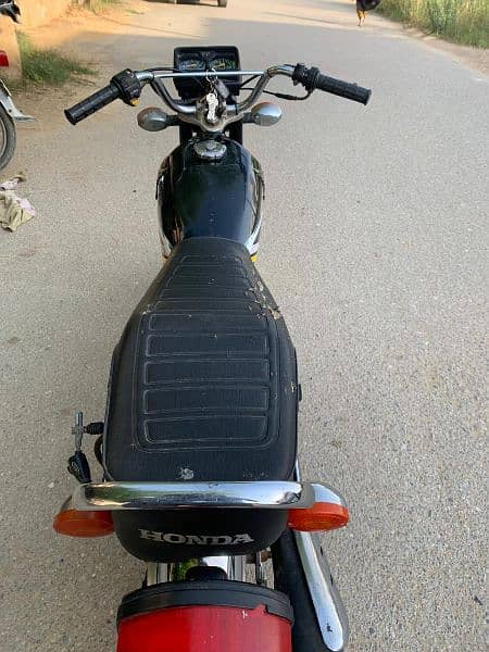 Honda CG 125 euro 2 karachi number 2020 model  Golden Number 3333 13