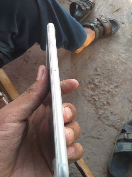 iPhone 8 plus all ok urgent sell 1