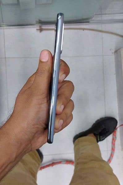 oppo reno 5 8/128charger box sab ha condition 10by10 exchange possible 2