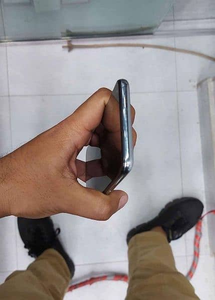 oppo reno 5 8/128charger box sab ha condition 10by10 exchange possible 4