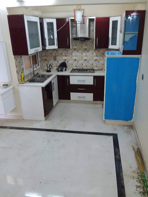 100yd Bungalow for Sale - west open , Iqbal Lane Phase-8 DHA 6