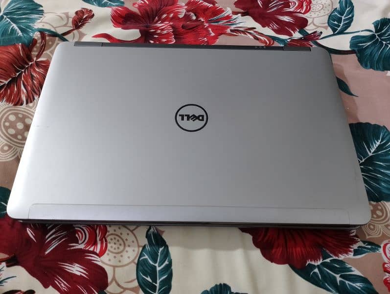 Dell Laptop 0