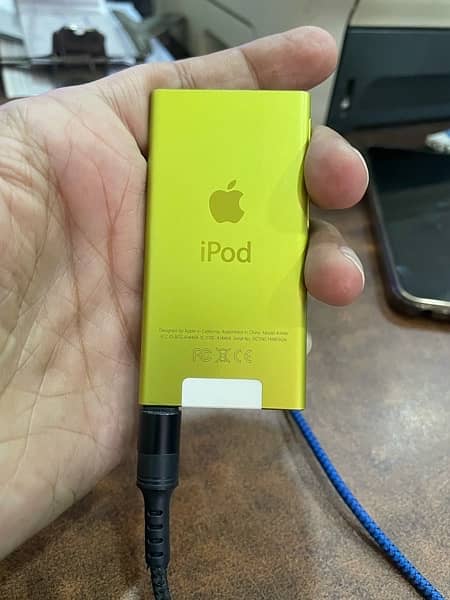 apple ipod 1