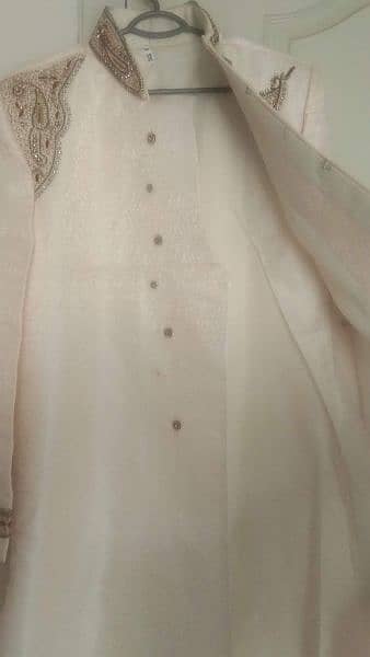 sherwani for sale in medoum. size 4