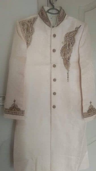 sherwani for sale in medoum. size 5