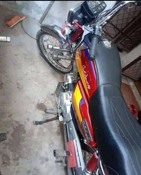 Honda CD 70 cc motorcycle 03/27/49/70/802// 0