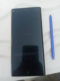 Samsung Galaxy Note 10 plus 5G with stylus pen. Minor dot.