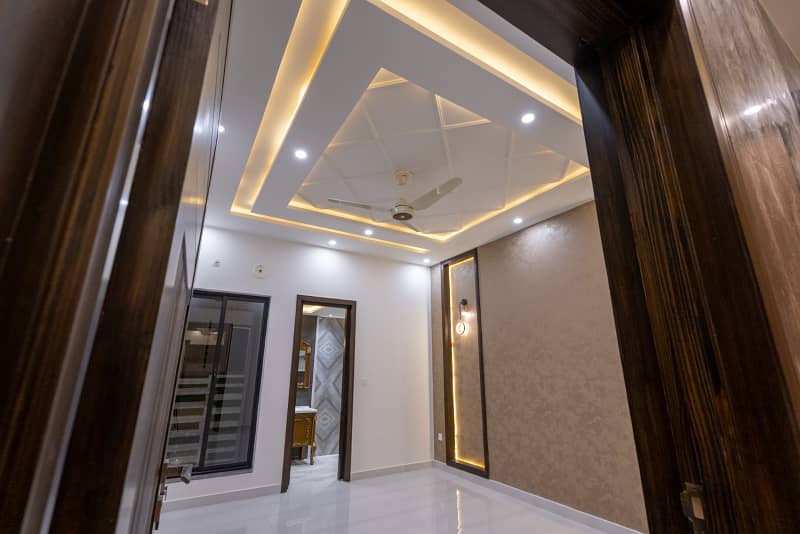 Top location designer house for sale in bahria town 22