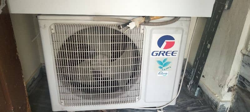 gree ac 1.5 ton in very good condition for sale 1