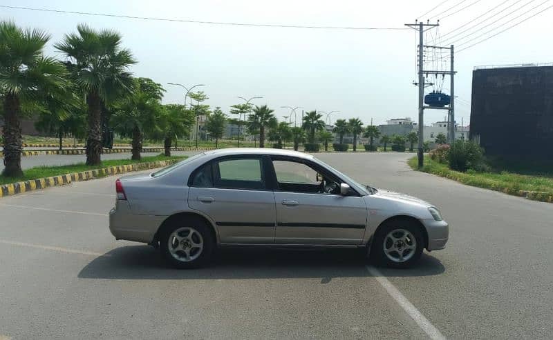 Honda Civic Vti 2002 Perfect ConditionBetrtn Corolla,City,Cultus,Alto 18