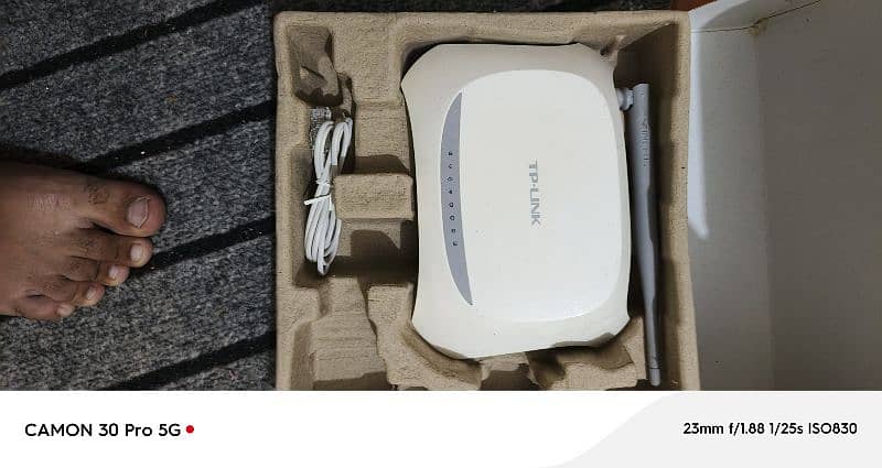 TP link Router (TD-W8901N) 2