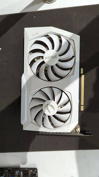 ZOTAC GAMING GeForce RTX 3070 Twin Edge OC White Edition 0