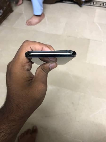 iphone 11 pro pta approved 1