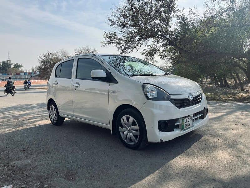 Daihatsu Mira 2017 9