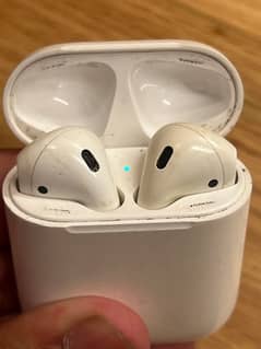 Apple Airpods 1st Gen (ORIGINAL)