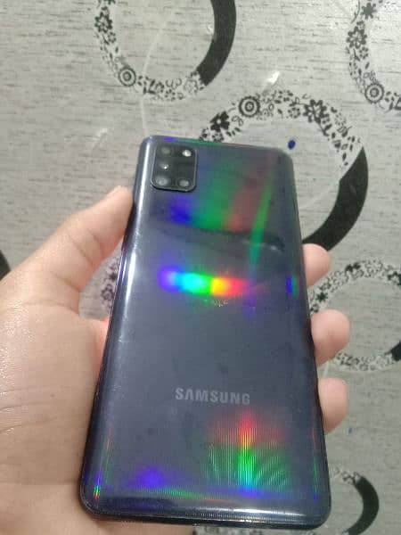 SAMSUNG A31 4 128 GB URGENT SALE 3