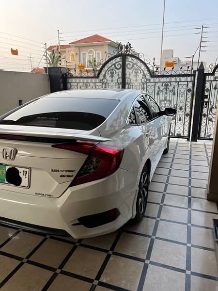 Honda Civic VTi Oriel Prosmatec 2018 3