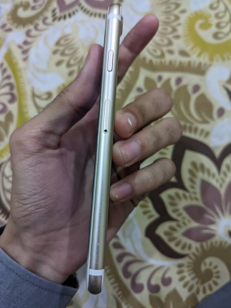 iPhone 7 128gb 3