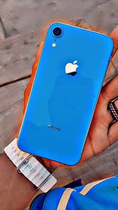 I phone xr 64gb condition 10by10 . . . whatapps 03141665811