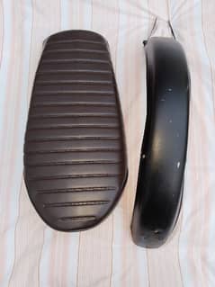 cafe racer bike seat and mudguard back 0