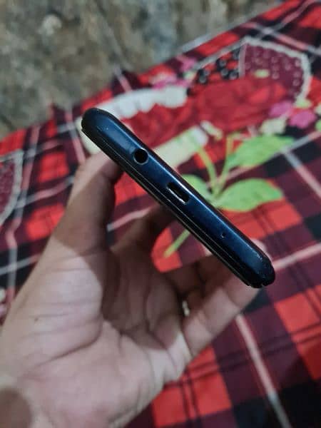 infinix Hot 9 play (4/64) 1