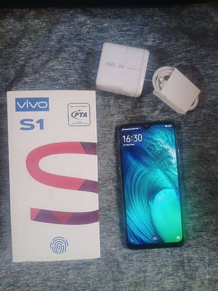 vivo S1 (8/256) ram with box and charger lush condition 1