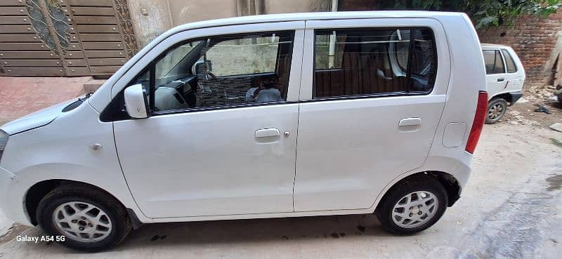 Suzuki Wagon R 2020 3