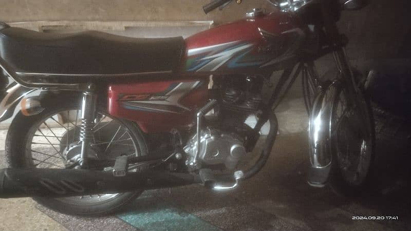 Selling my Lush Honda 125 CG 2022/23 ALL PUNJAB DIAMOND NUMBER 7