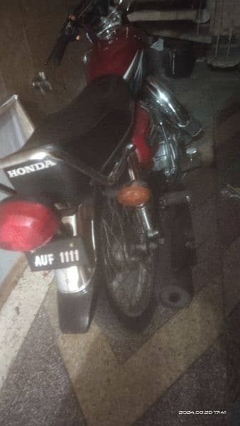 Selling my Lush Honda 125 CG 2022/23 ALL PUNJAB DIAMOND NUMBER 8