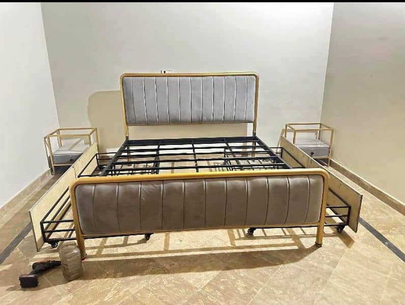 Double Bed 18