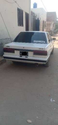 Nissan Sunny 1989