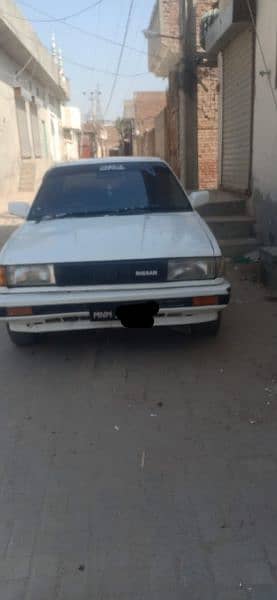 Nissan Sunny 1989 9